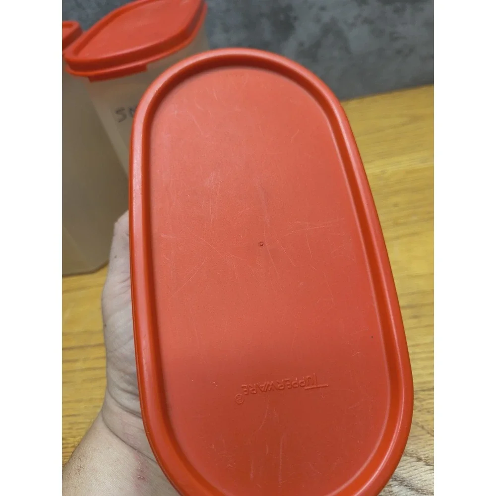 LOT‎ OF 4 VINTAGE TUPPERWARE RED LID